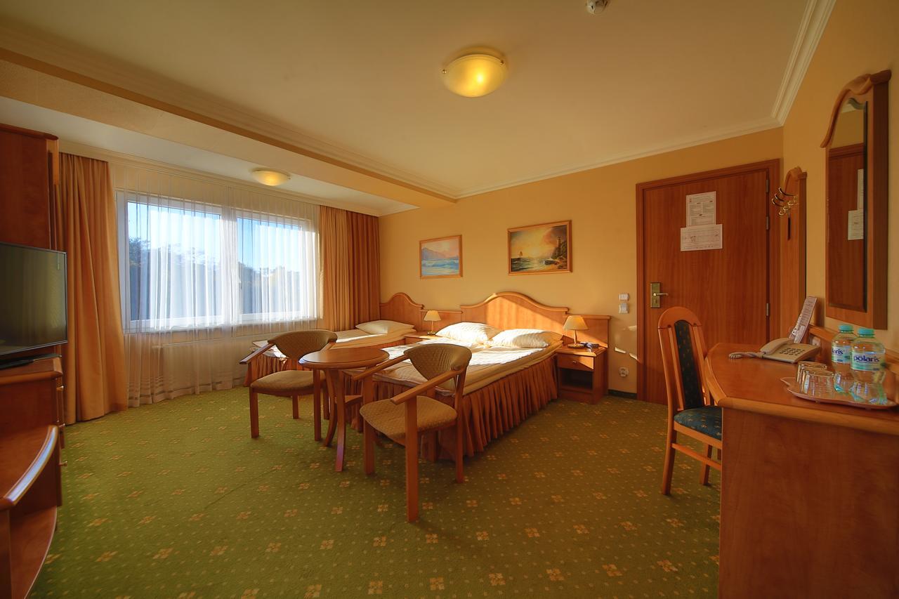Hotel Polaris III Świnoujście Exterior foto